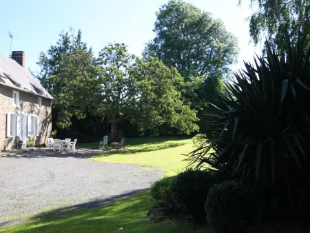Maison de campagne à Saint-Loup avec jardin, Gîte 7 personnes à Saint Loup : photo 13