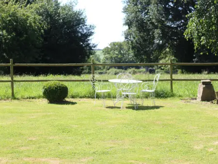 Maison de campagne à Saint-Loup avec jardin, Gîte 7 personnes à Saint Loup : photo 15