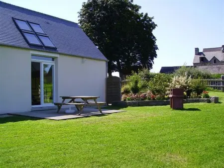 Gîte moderne à La Haye-d'Ectot avec jardin et terrasse - Photo 3