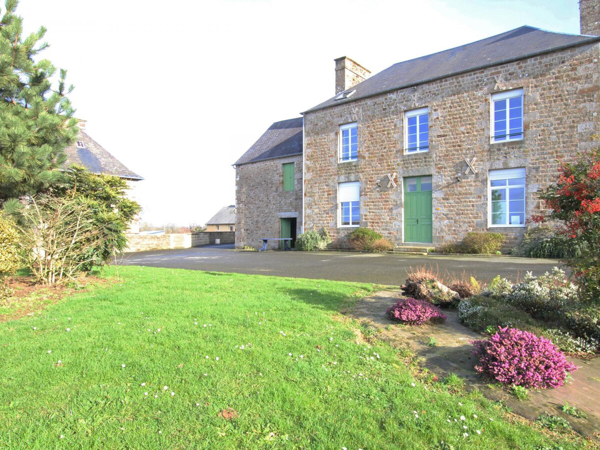 Gîte 5 chambres avec vue Mont St-Michel, terrain de pétanque - Photo 1