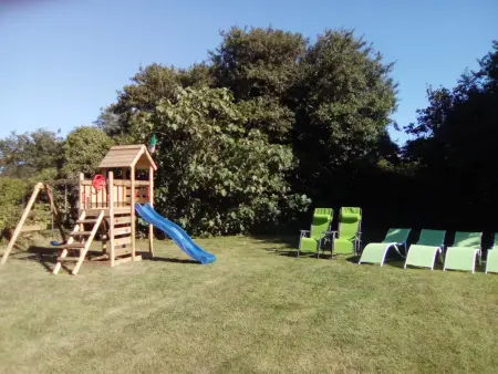 Gîte familial 6 pers. avec spa, jardin clos et salle de jeux : photo 14