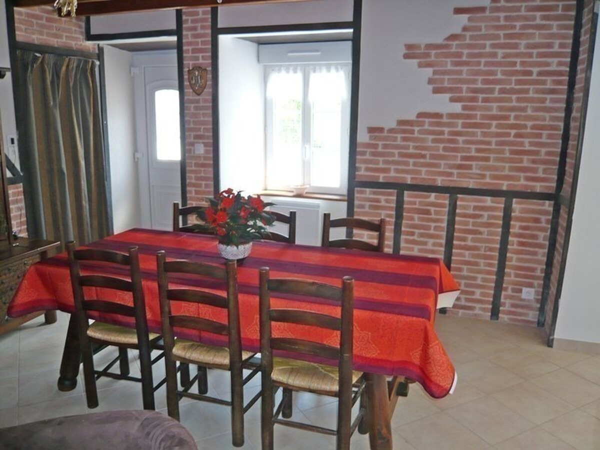 Gîte 7 pers. avec terrain de jeux à Sourdeval-les-Bois - Photo 2
