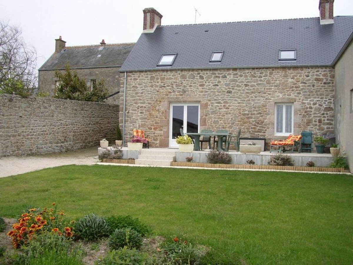 Maison à Réville pour 6 pers, cheminée, jardin, WIFI - Photo 1