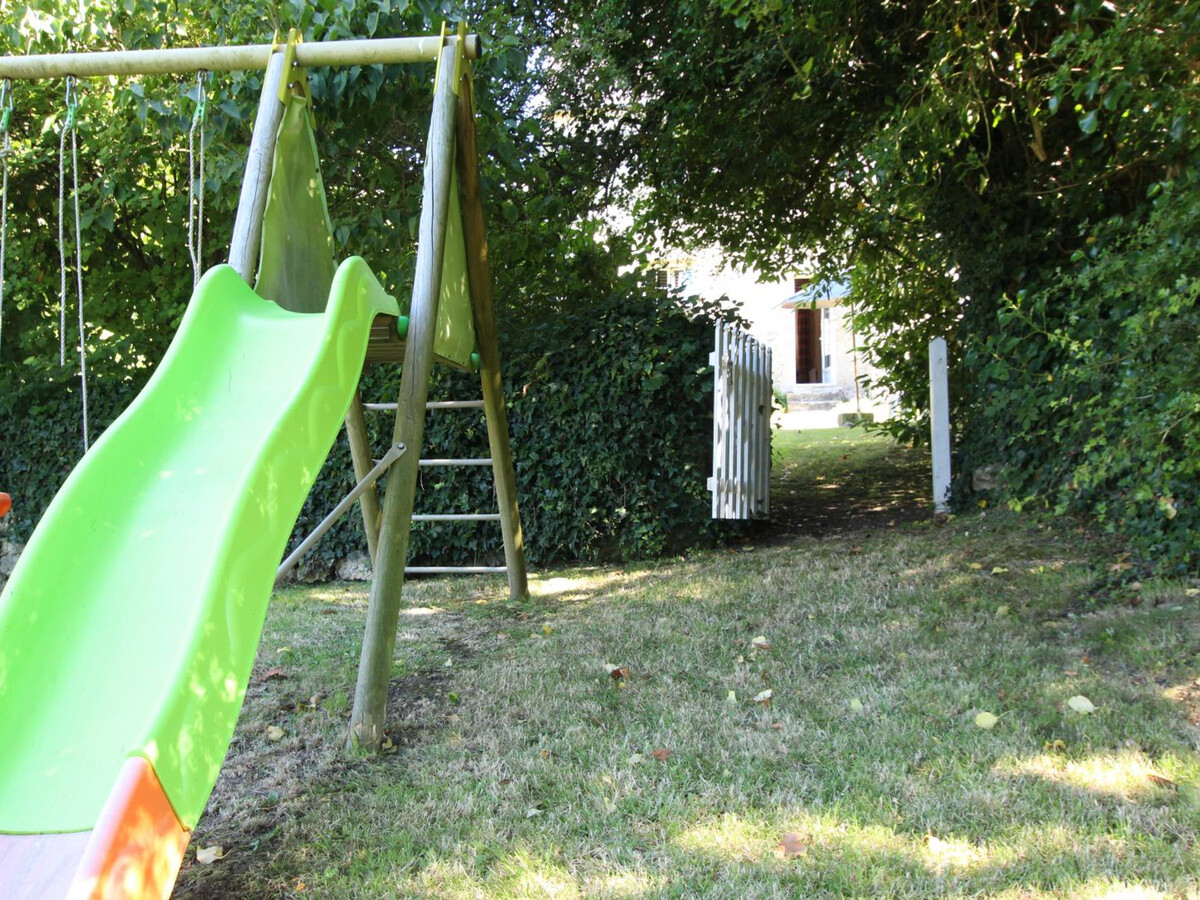Manoir XVIe siècle à Orglandes avec jardin clos - Photo 18