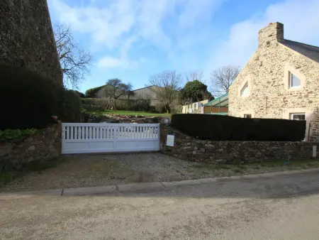 Gîte 6 pers. à La Hague : cheminée, billard, jardin : photo 17