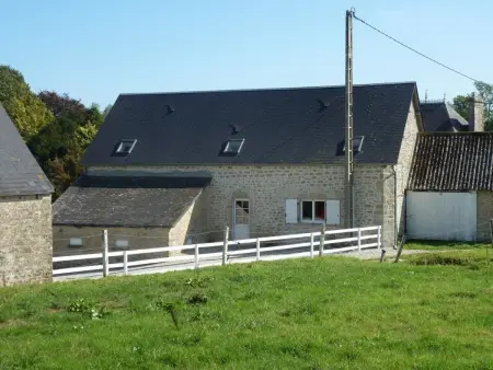 Location gite à Picauville, Maison familiale à Picauville, 5 chambres, proche Utah Beach, Internet, animaux acceptés