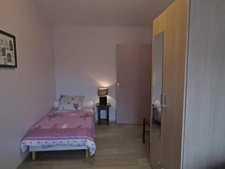 Gîte en pierre plain-pied, Brillevast – 4 pers, terrain clos : photo 15