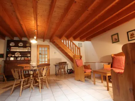 Gîte typique Théville, cheminée et cour close : photo 3