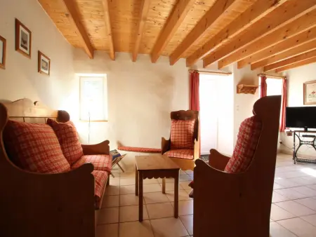 Gîte typique Théville, cheminée et cour close : photo 4