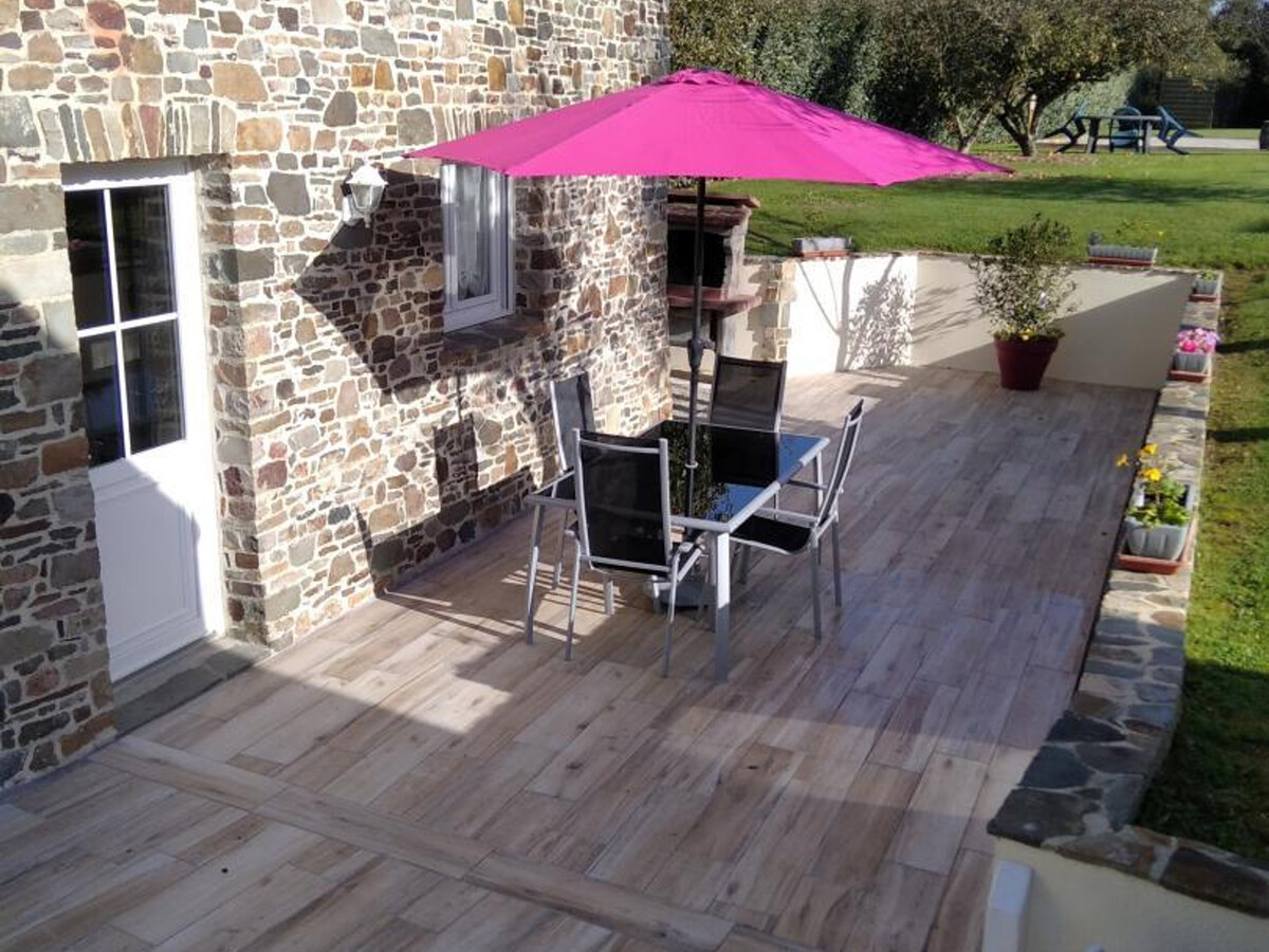 Maison pierre réhabilitée, 1400m² de terrain à Saint-Germain-sur-Ay - Photo 1