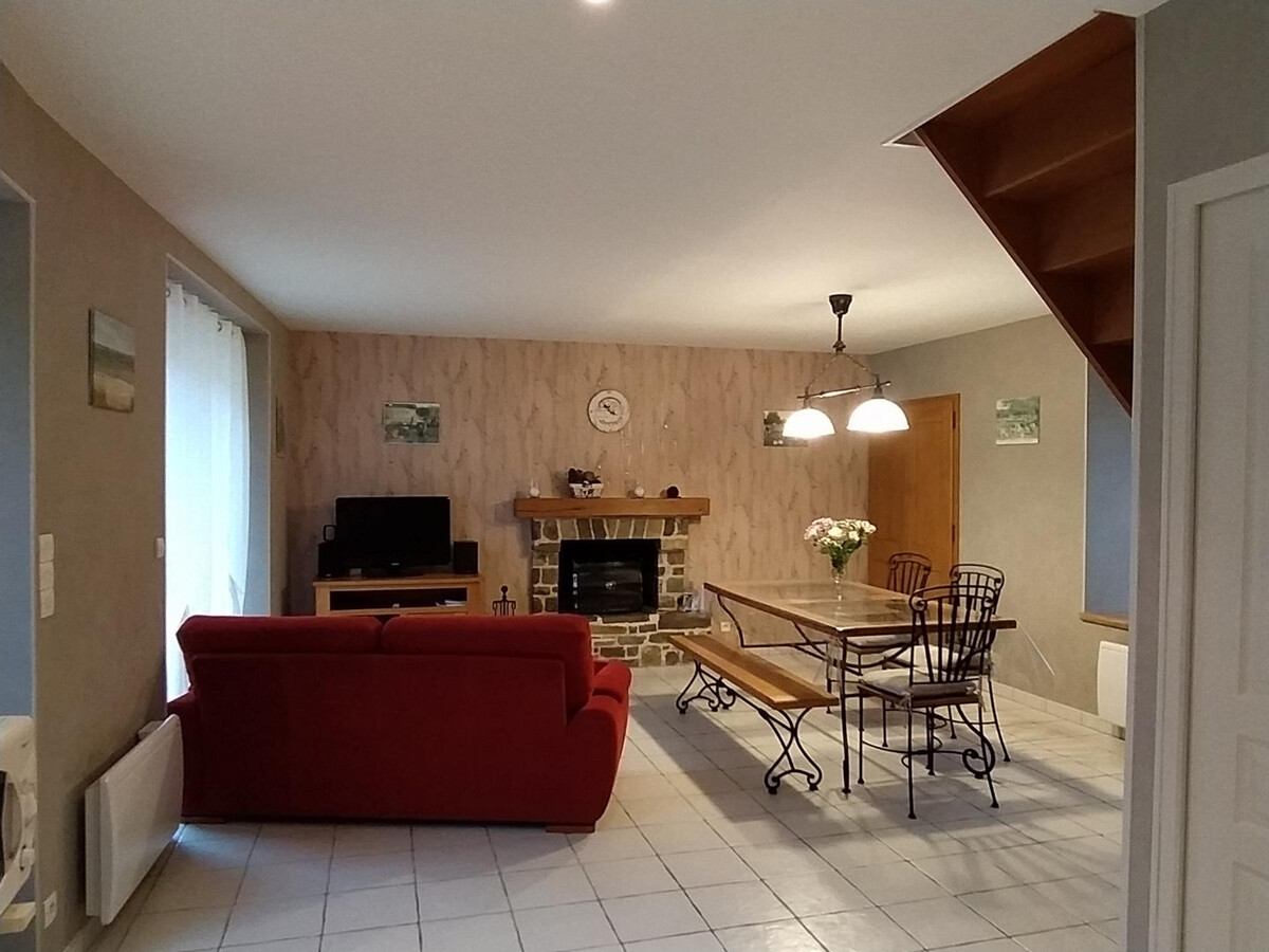 Maison pierre réhabilitée, 1400m² de terrain à Saint-Germain-sur-Ay - Photo 7