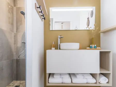Maison plain-pied 2 chambres, terrasse bois et charges incluses : photo 12