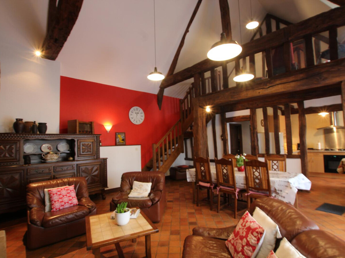 Gîte 5 pers. au Grand-Celland avec cheminée et garage - Photo 3
