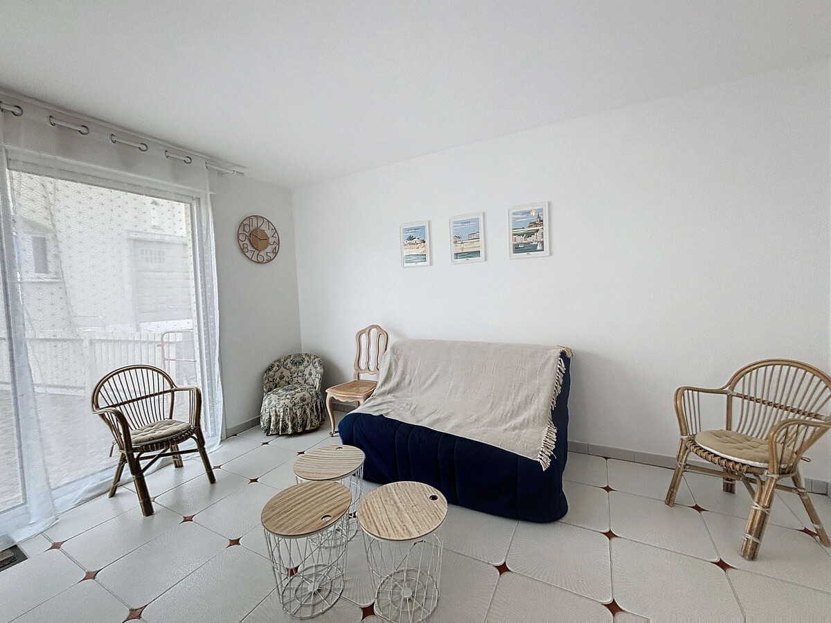 Maison de ville à 50m de la plage, 2 chambres, cour - Photo 3