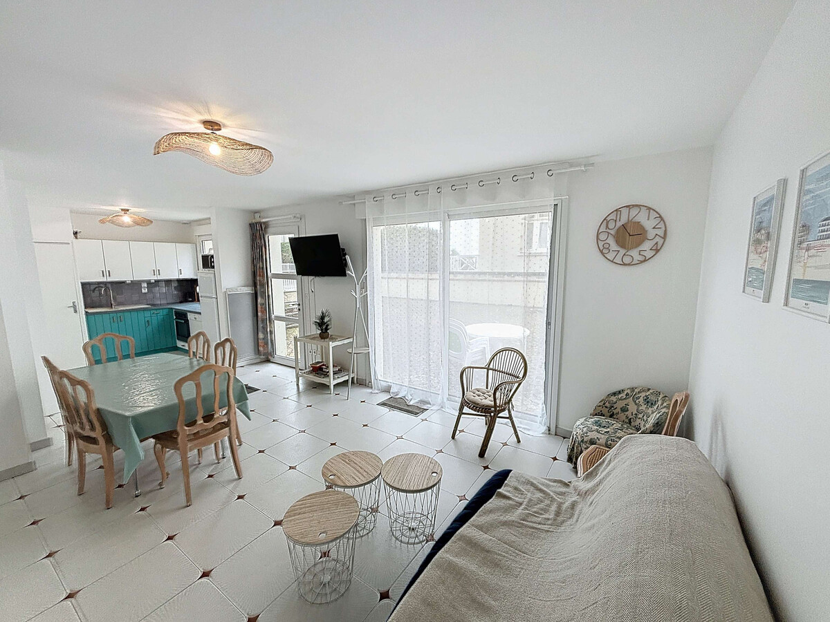 Maison de ville à 50m de la plage, 2 chambres, cour - Photo 9