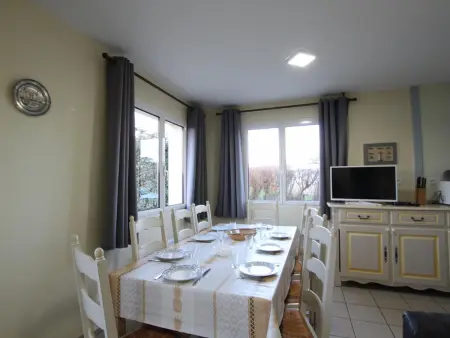 Maison 8 pers. avec jardin clos et barbecue à Surtainville : photo 2