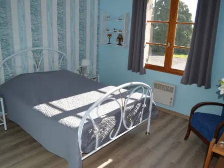 Maison de campagne avec 6 chambres, jardin clos, cheminée, proche de la mer, animaux acceptés - Photo 3