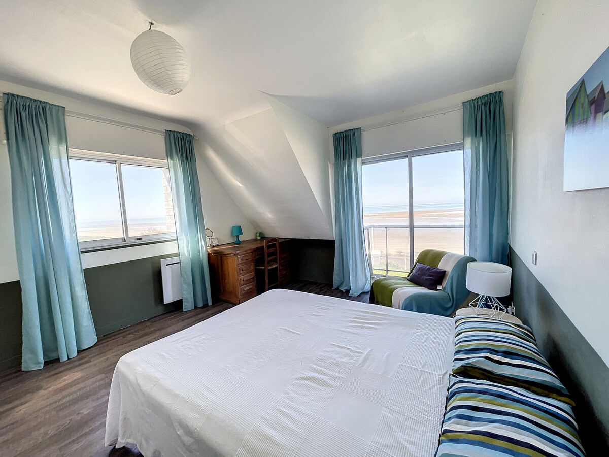 Villa 5 chambres face plage Kairon, vue Granville - Photo 20