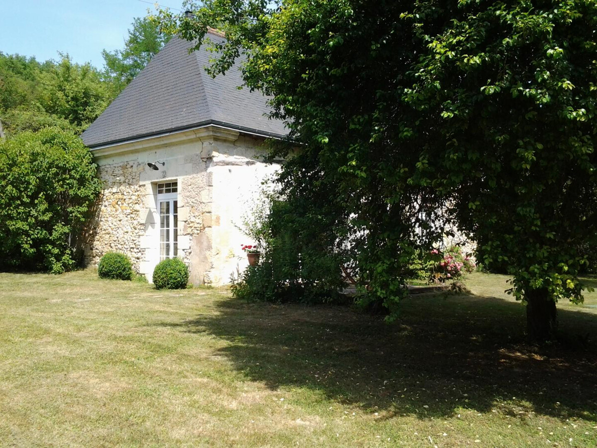 Maison XVIIIe à Cheillé, jardin 800 m² et GR3 - Photo 17