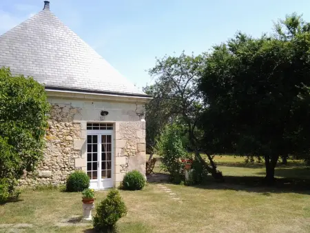 Location gite à Cheillé, Maison 18e siècle à Azay-le-Rideau, jardin, wifi, proche nature