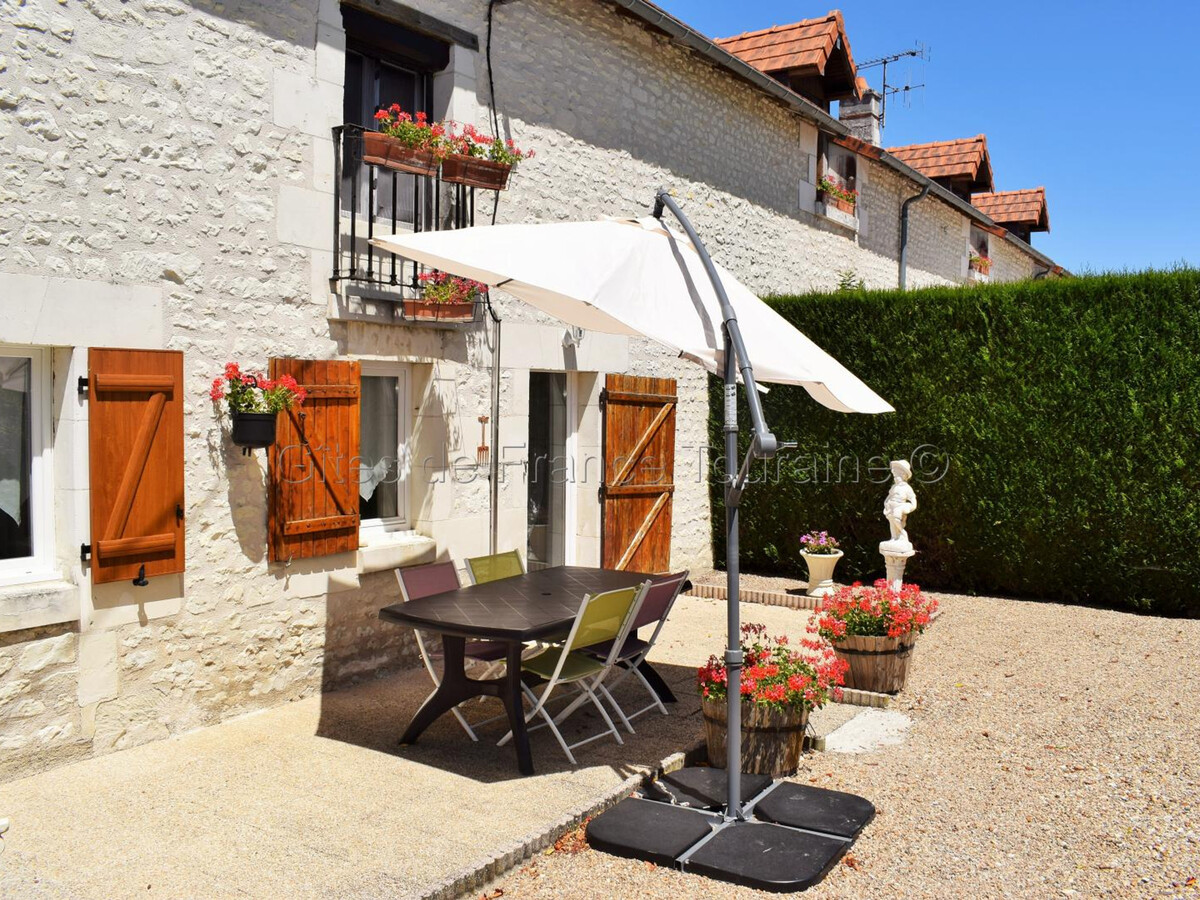 Gîte 40m² indépendant avec cour privée à La Tour-Saint-Gelin - Photo 2