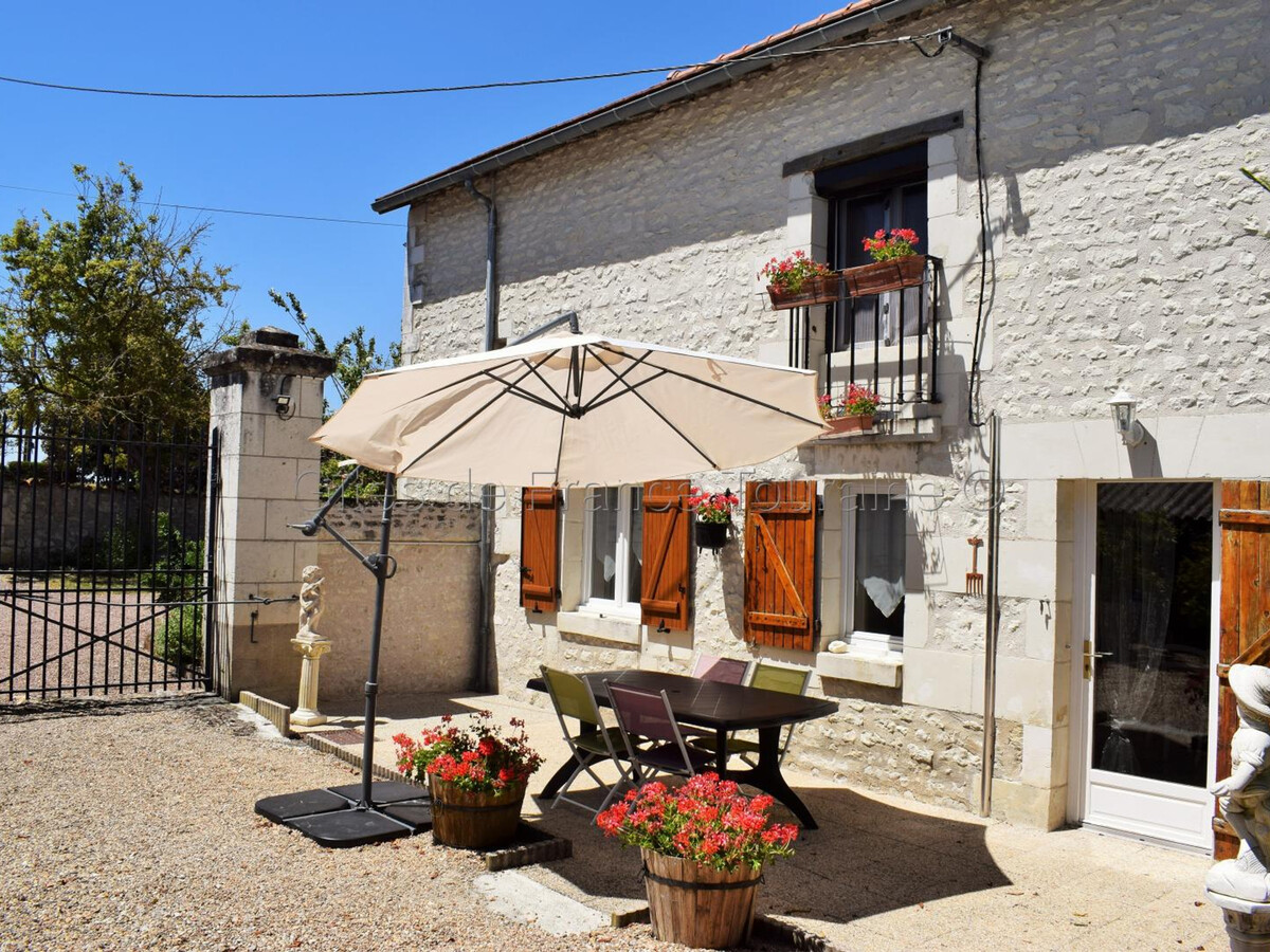 Gîte 40m² indépendant avec cour privée à La Tour-Saint-Gelin - Photo 3