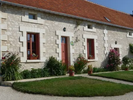 Gîte Tourangeau près de Loches avec Cheminée et Jardin - Photo 14