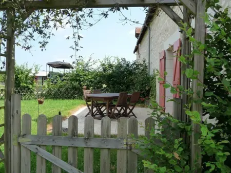 Gîte Tourangeau près de Loches avec Cheminée et Jardin - Photo 16