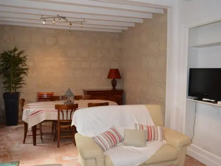 Gîte 6 chambres avec jardin clos et vue sur château : photo 13