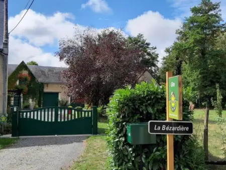 Charmante maison de campagne près de Tours avec jardin et vélos - Photo 5