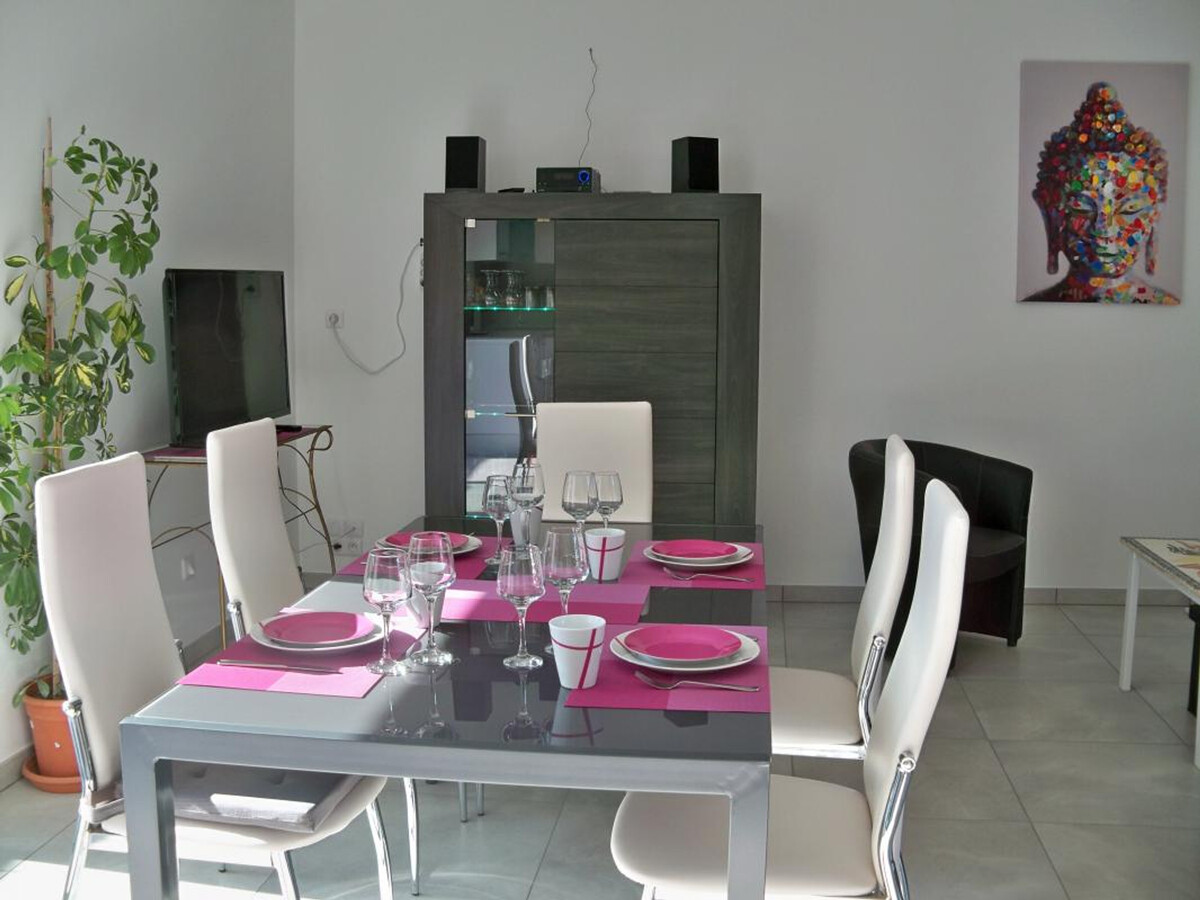 Gîte en grange restaurée, 4 pers., clim réversible, jardin 700m² - Photo 8