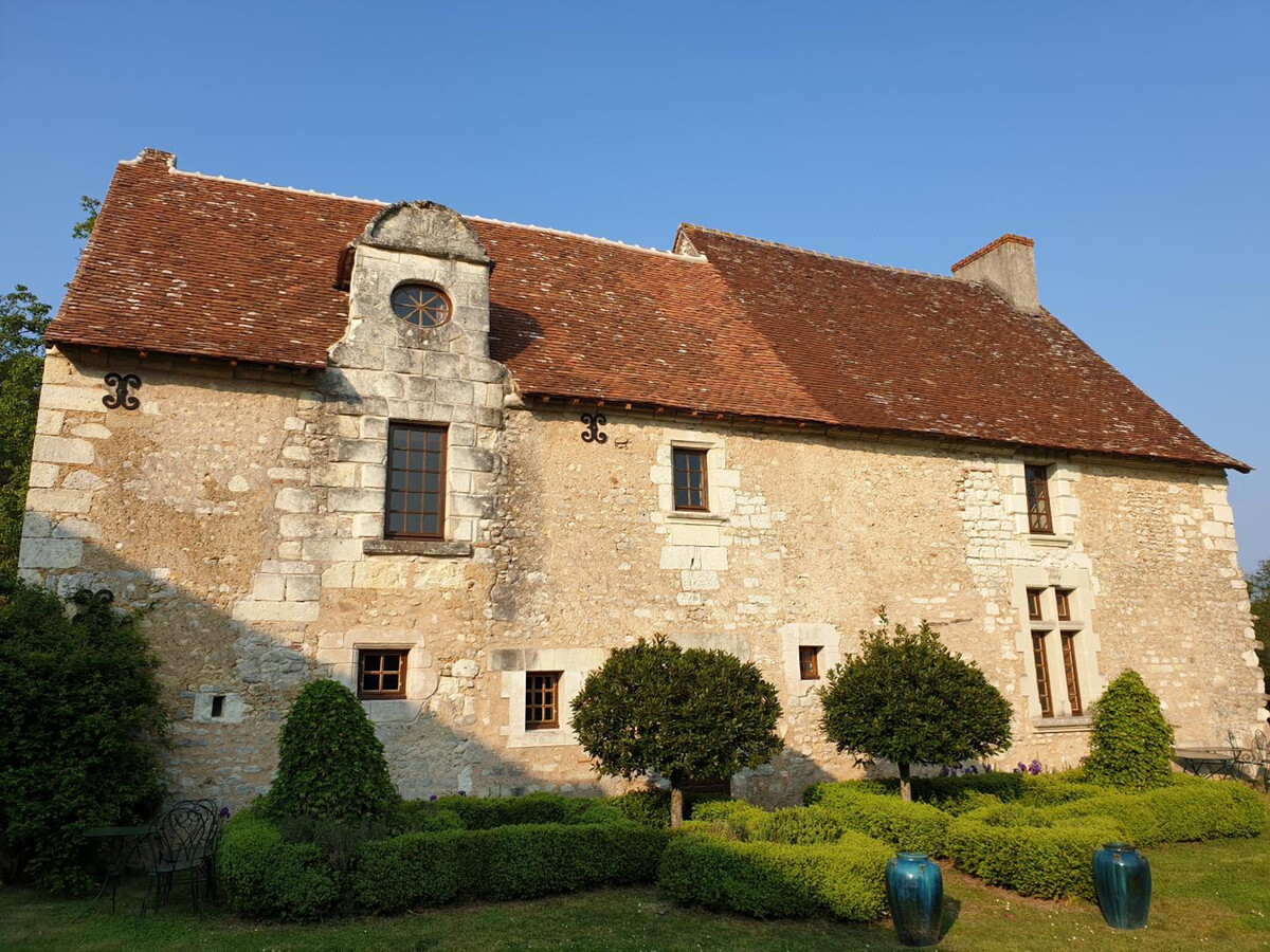 Gîte 10 pers., ancien relais de chasse XVe, piscine chauffée - Photo 2