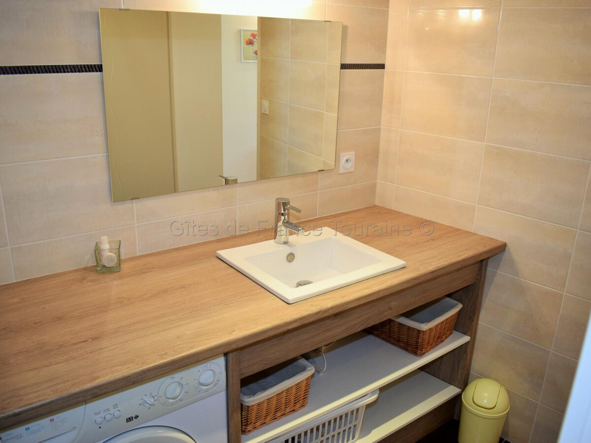 Gîte en tuffeau rénové, cour privative, vélos à Savigny - Photo 15