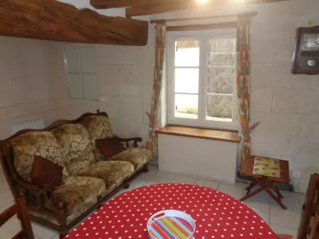 Maison tourangelle restaurée, 3 chambres, jardin clos, village viticole, proche loisirs et équipements bébé - Photo 3