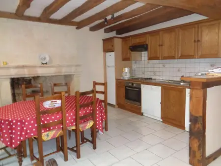 Maison tourangelle restaurée, 3 chambres, jardin clos, village viticole, proche loisirs et équipements bébé - Photo 6
