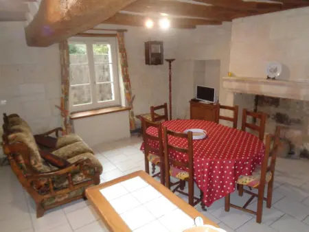 Maison tourangelle restaurée, 3 chambres, jardin clos, village viticole, proche loisirs et équipements bébé - Photo 7