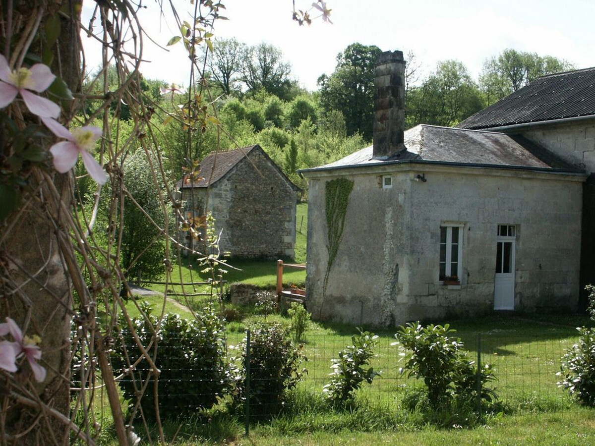 Gîte paysan XIXe avec terrasse sur ruisseau à Cheillé - Photo 26