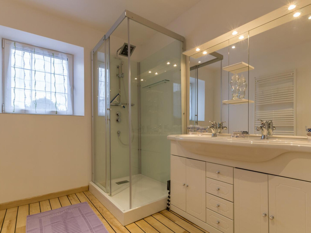 Gîte 8 pers. piscine intérieure chauffée et jardin - Photo 14