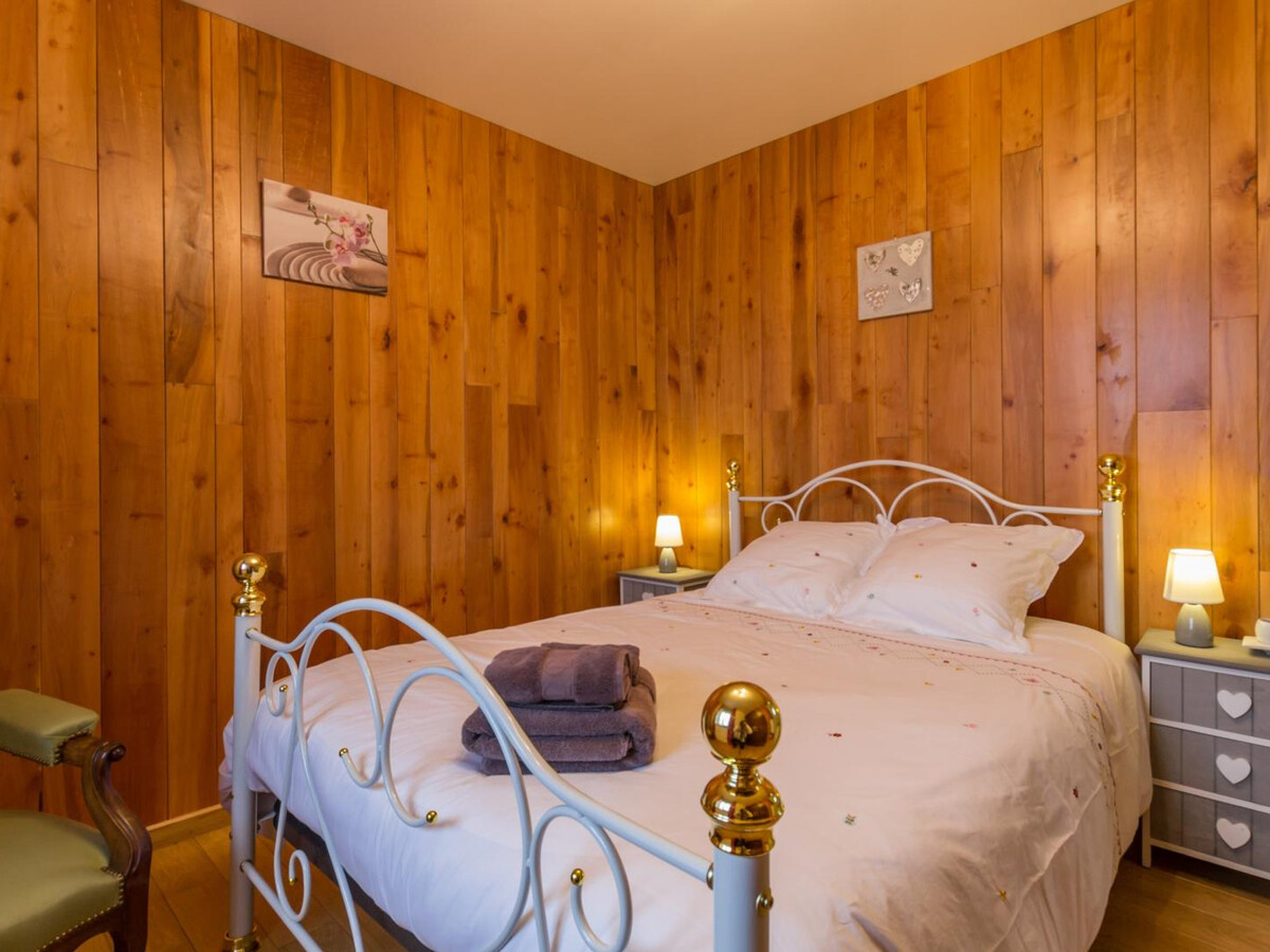 Gîte 8 pers. piscine intérieure chauffée et jardin - Photo 15