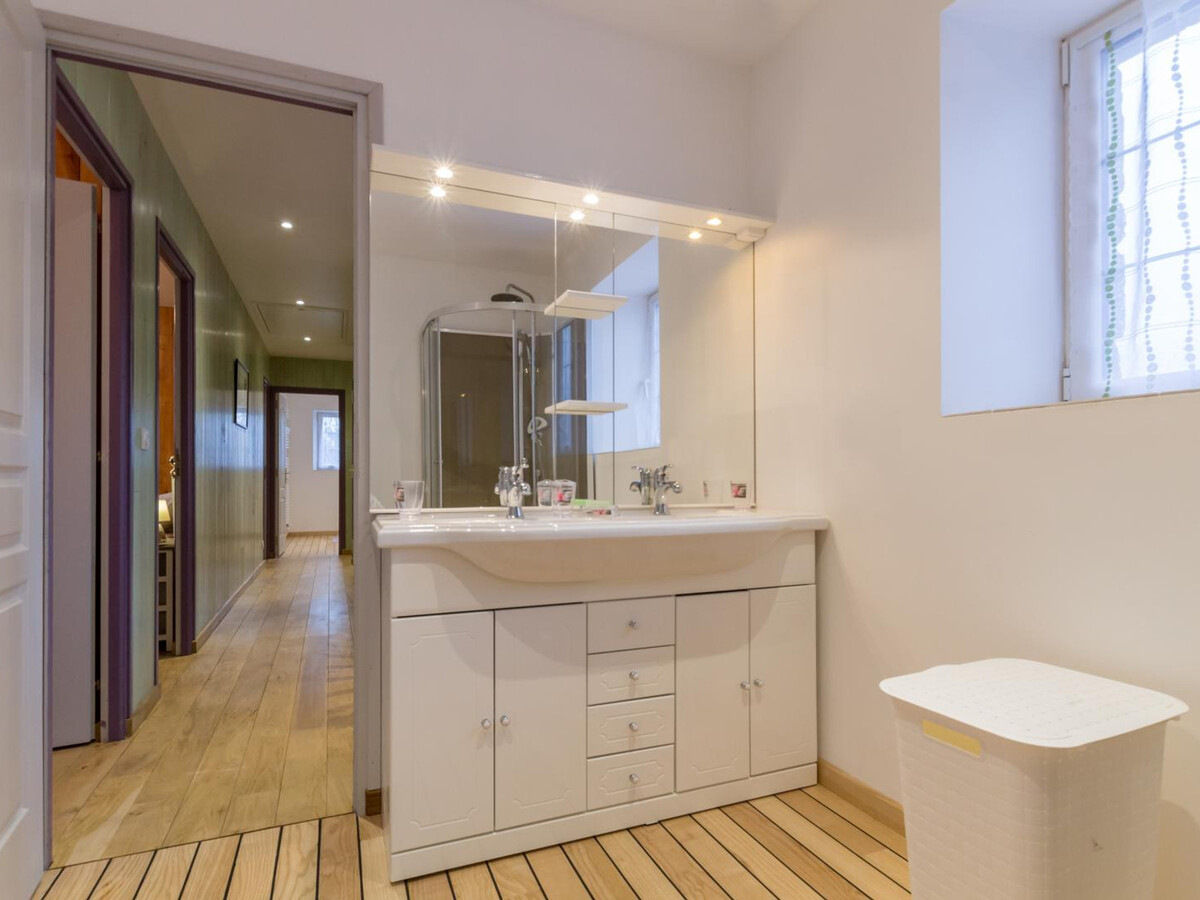 Gîte 8 pers. piscine intérieure chauffée et jardin - Photo 19