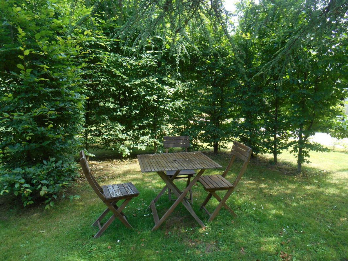 Gîte 2 pers. dans une tour du XVIIIe, parc boisé 3 ha - Photo 2