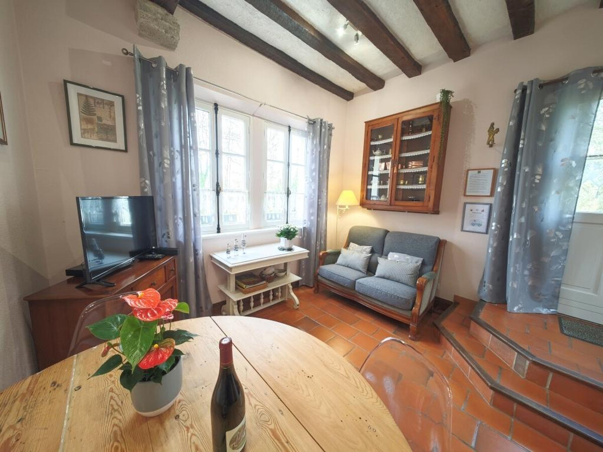 Gîte 2 pers. dans une tour du XVIIIe, parc boisé 3 ha - Photo 5