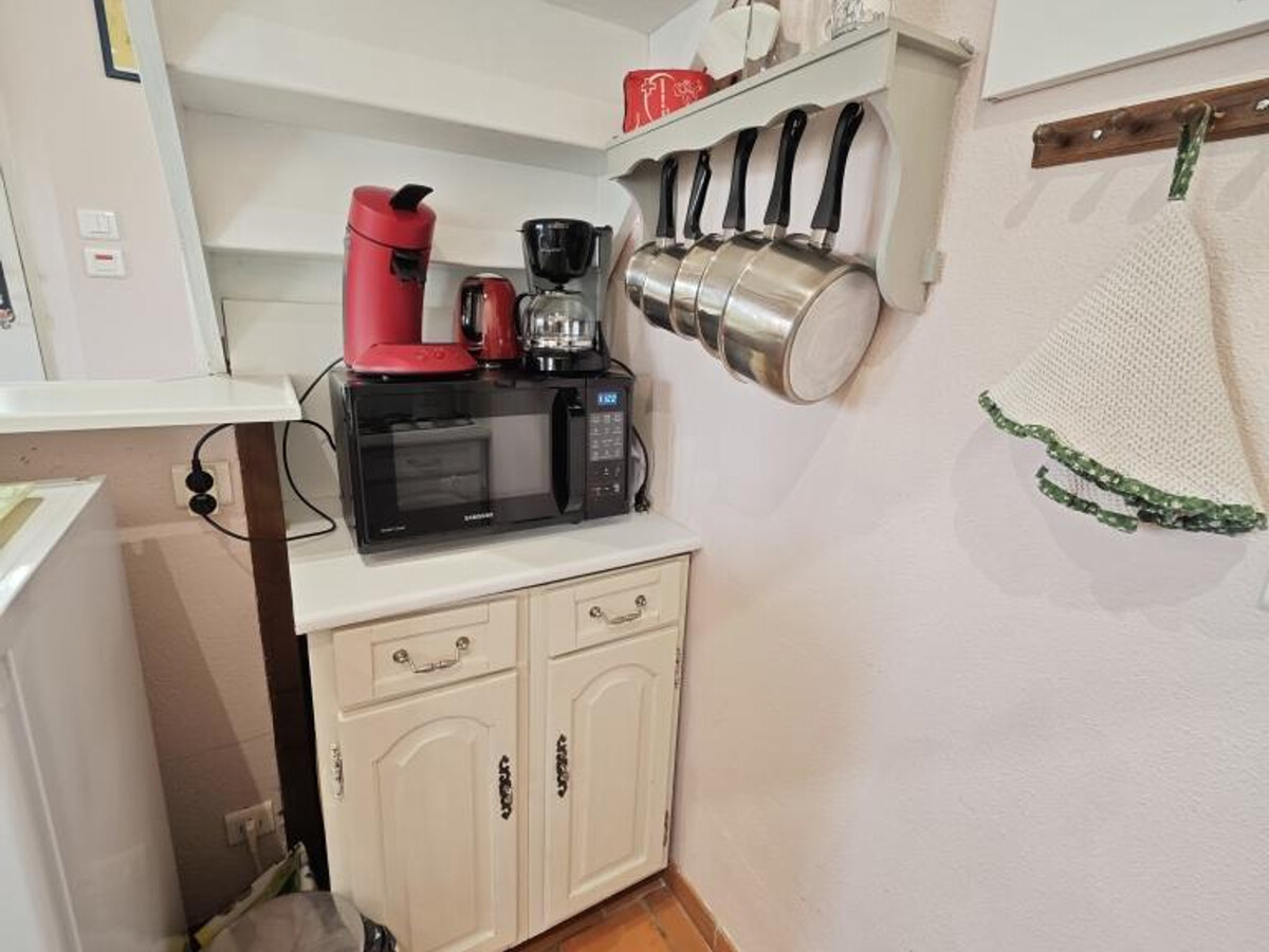 Gîte 2 pers. dans une tour du XVIIIe, parc boisé 3 ha - Photo 13