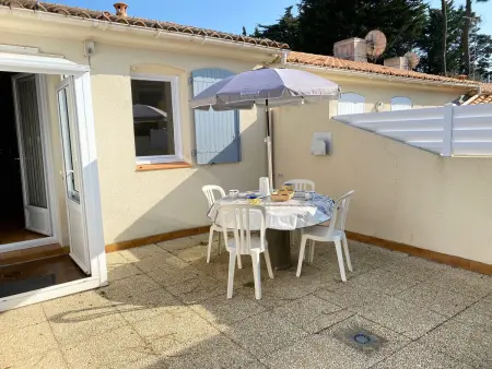 Location maison à Bretignolles sur Mer, Maison de Vacances Cosy à 800m de la Plage avec Cour Privative et Accès WIFI
