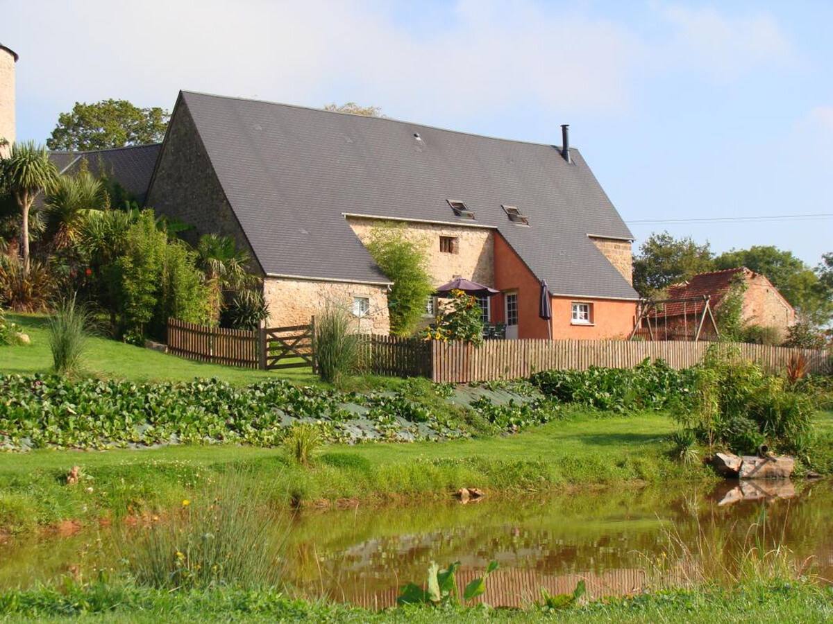 Gîte 8 pers. en Normandie : jardin clos, terrain de pétanque - Photo 2