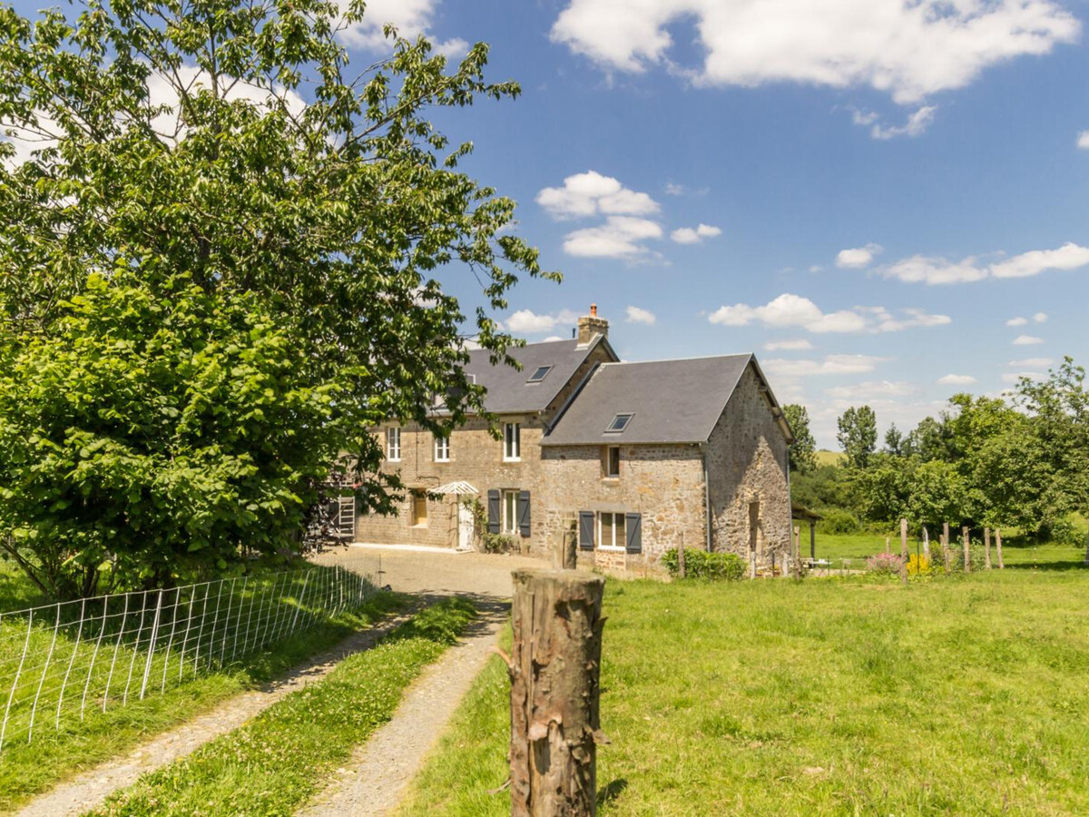 Gîte normand avec poêle à bois, cour privée et verger - Photo 2