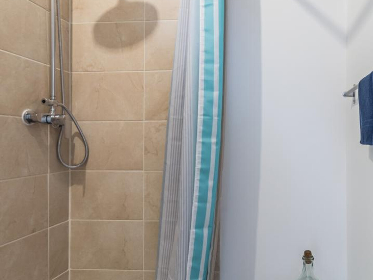 Gîte normand avec poêle à bois, cour privée et verger - Photo 13