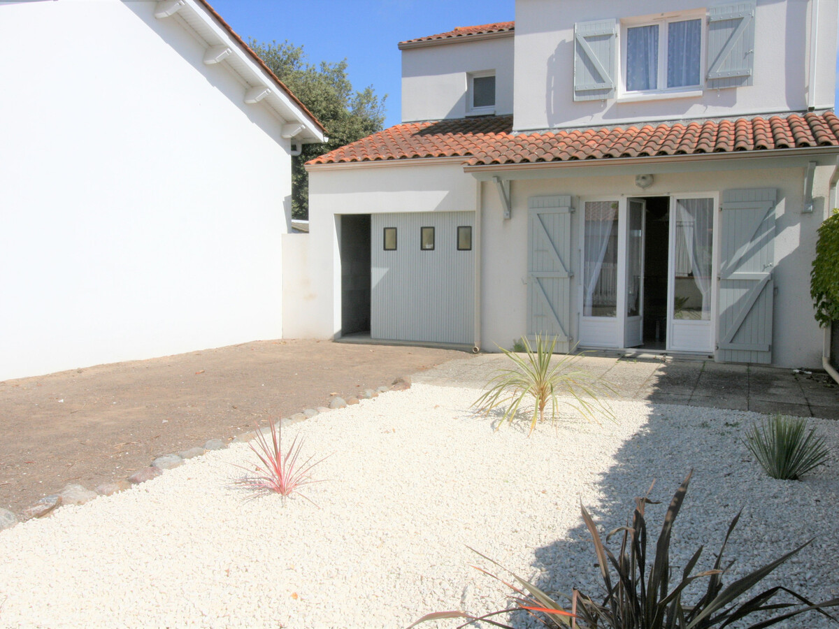 Maison rustique 3 chambres, centre La Tranche-sur-Mer, jardin clos - Photo 2