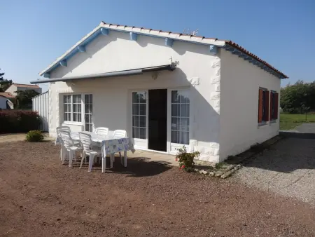 Location maison à L'Aiguillon sur Mer, Maisonnette Calme pour Pêcheurs, Animaux Admis