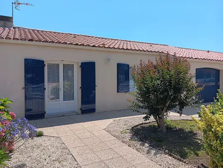 Location maison à Grues, Villa confortable spacieuse proche plage